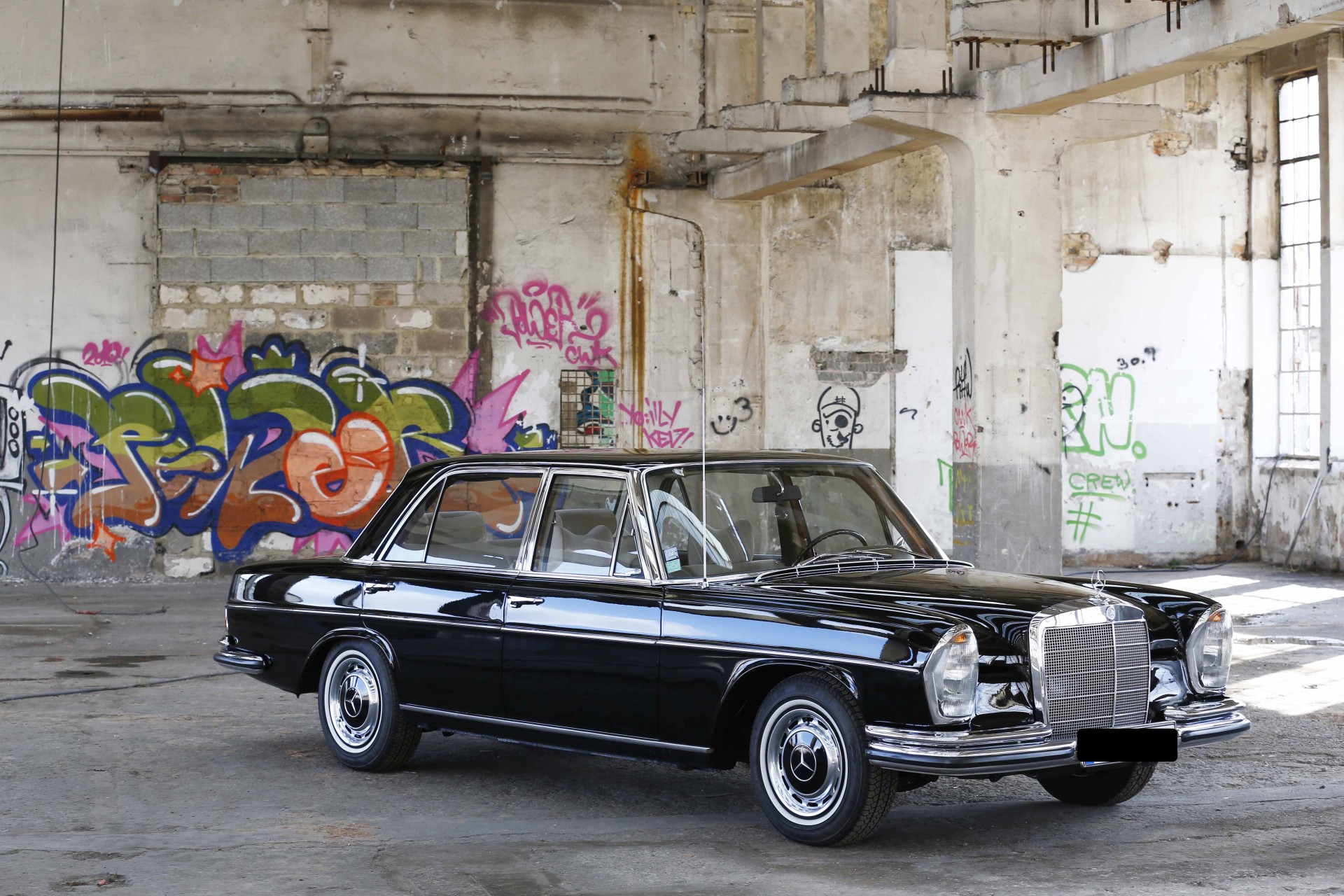 Машина daimler benz